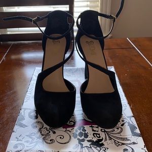 Payless shoe brand